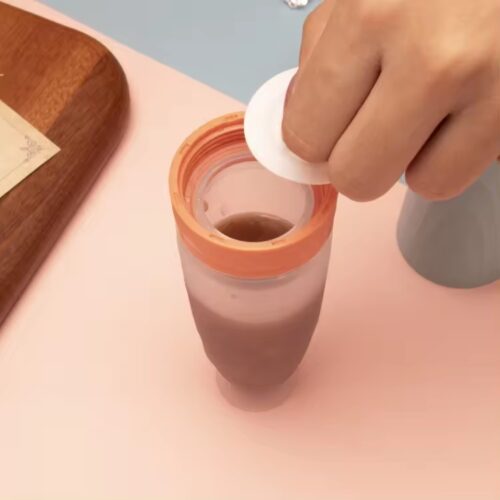 Food-Grade Silicone Baby Training Spoon with Integrated Feeding Bottle