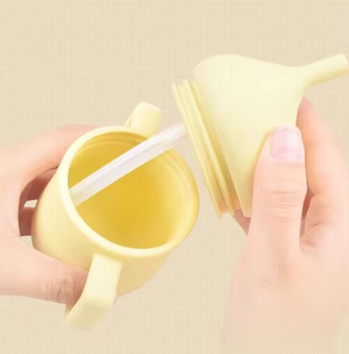 Convenient Food-Grade Silicone Baby Water Cup with Dual Handles and Straw