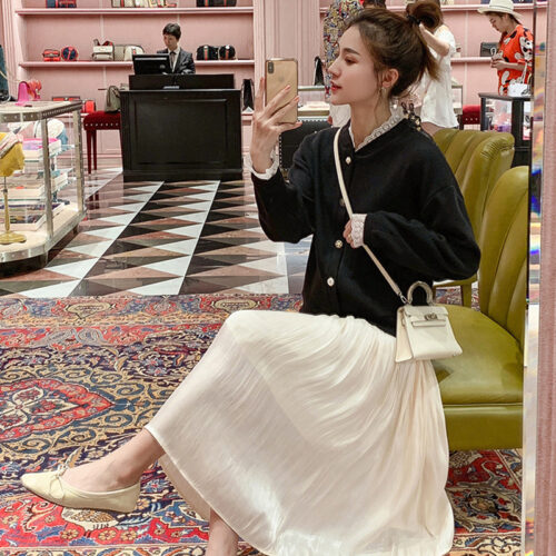 Elegant Pleated A-Line Maternity Skirt for All-Day Comfort