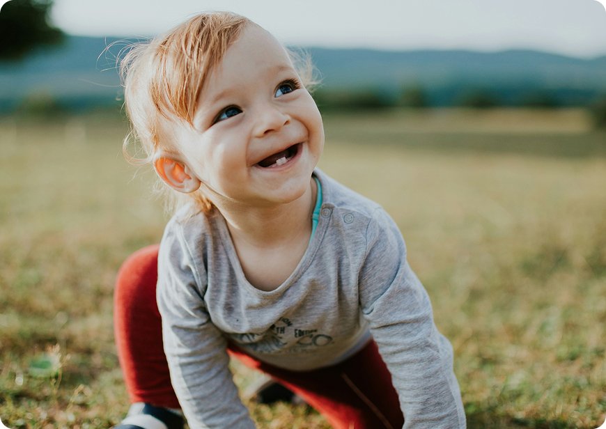 Normal weight chart for male and female children according to age from birth to five years - Copy